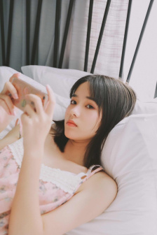 女保险公司销售员3